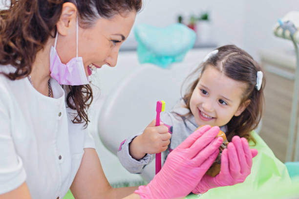 Best General Dentistry  in Santa Moni, CA